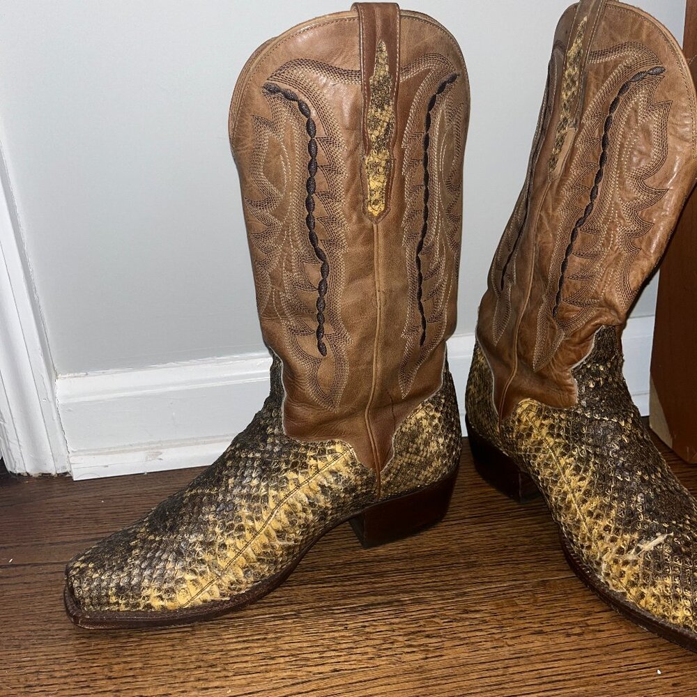 El Dorado Handmade Rattlesnake Cowboy Boot- Square toe, Size 9